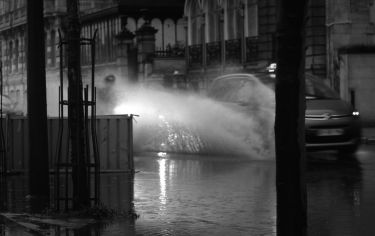 Luc Dartois 2018 - Paris sous la pluie, la vague