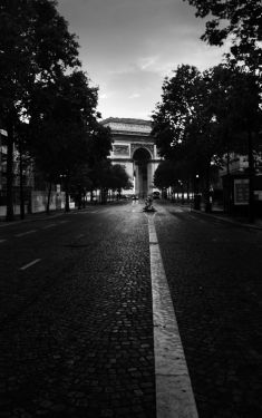 Luc Dartois 2020 - Paris sous confinement, Arc de Triomphe (3)