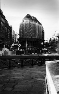 Luc Dartois 2020 - Paris sous confinement, Rue du Pont Neuf (2)