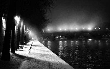 Luc Dartois 2009 - Paris la nuit sous la neige, Quais de Seine, Pont Royal