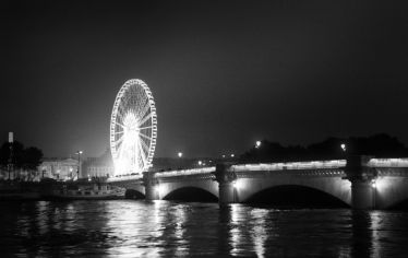 Luc Dartois 2016 - Paris la nuit inondations, pont de la Concorde et Grande Roue