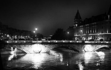 Luc Dartois 2016 - Paris la nuit inondations, pont Saint-Michel