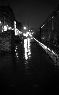 Luc Dartois 2019 - Paris la nuit sous la pluie, Rue de Rome