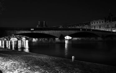 Luc Dartois 2020 - Paris la nuit, pont du Carrousel